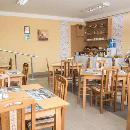 Garni Alma מלון 2*