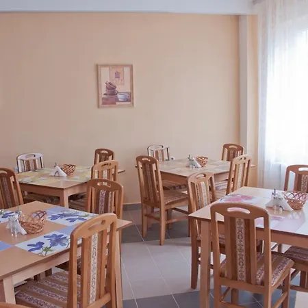 Garni Alma 2* פירוט