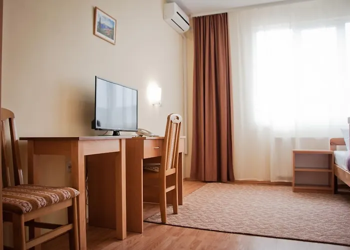 Garni Alma 2* ピロト